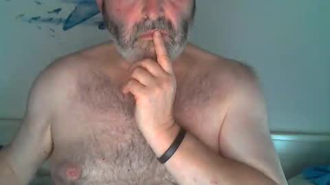 Snapshot of midhir chatting on June 10, 3:33 pm kike online show from June 10, 3:33 pm