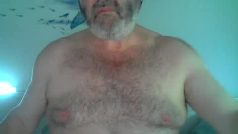 Snapshot of midhir chatting on June 13, 3:32 pm kike online show from June 13, 3:32 pm