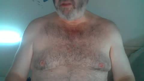 Snapshot of midhir chatting on August 1, 2:38 pm kike online show from August 1, 2:38 pm