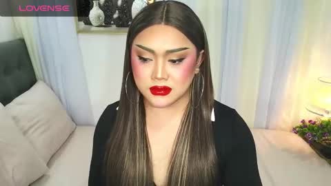 Jasmine online show from December 21, 9:11 pm