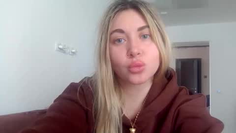 Midnight lace1 online show from February 24, 7:50 am