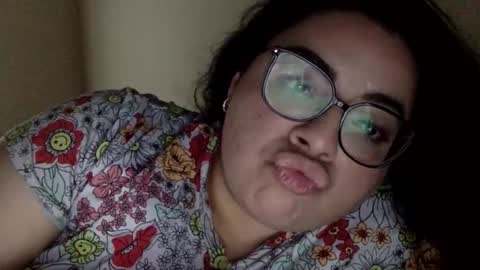 midnightbruja111 online show from February 17, 2:19 am