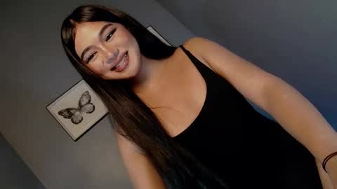 Call me Yhana online show from May 5, 1:30 pm