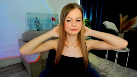 midnighteaura online show from April 16, 11:33 am