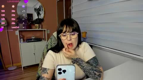 Luna online show from April 12, 12:26 am