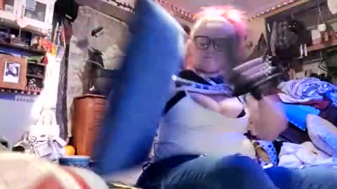 midnightseducer1 online show from April 12, 3:44 am