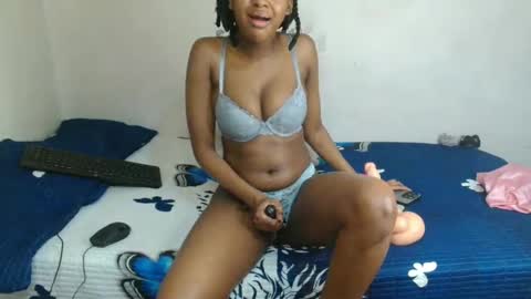 midnightsinx online show from November 19, 1:22 pm