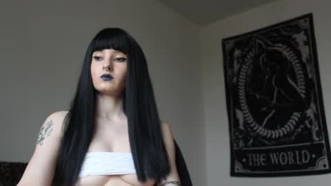 midnightsiren online show from May 9, 4:34 pm