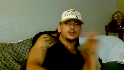 Snapshot of midnightstranger1 chatting on May 9, 5:12 am midnightstranger1 online show from May 9, 5:12 am