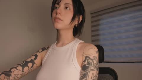 Snapshot of midori__san chatting on September 23, 8:23 pm midori__san online show from September 23, 8:23 pm