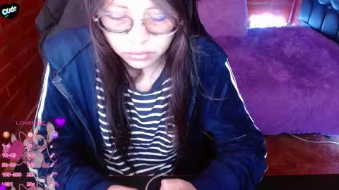 Midori 7u7 online show from March 24, 3:17 pm