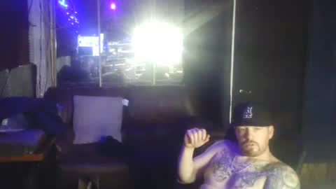 Snapshot of midtownhustler chatting on October 12, 9:36 pm midtownhustler online show from October 12, 9:36 pm
