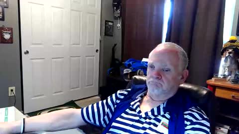 midwestdad09 online show from April 18, 1:48 pm