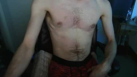 Snapshot of midwesthell chatting on April 15, 10:22 am midwesthell online show from April 15, 10:22 am