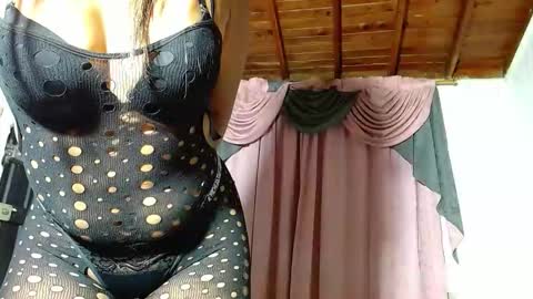 mielsquirt online show from November 21, 7:29 am