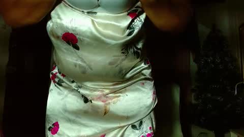 mielsquirt online show from December 1, 9:47 am