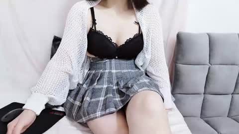 Mie online show from December 5, 1:25 am