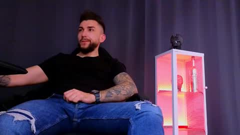 MightyAaron online show from February 11, 2:46 am