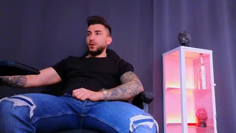 MightyAaron online show from March 2, 6:05 am