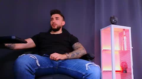 MightyAaron online show from March 2, 9:10 am