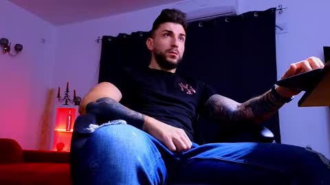 MightyAaron online show from October 4, 3:48 am