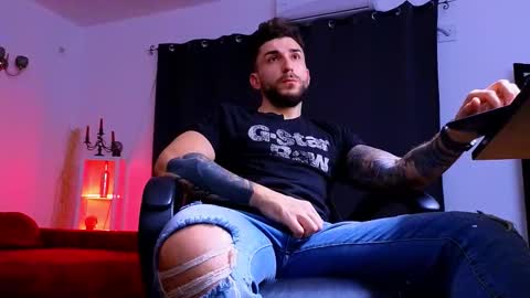 MightyAaron online show from November 26, 3:57 pm