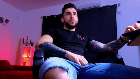 MightyAaron online show from February 2, 3:38 am