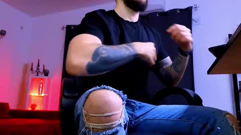 MightyAaron online show from March 6, 4:09 am