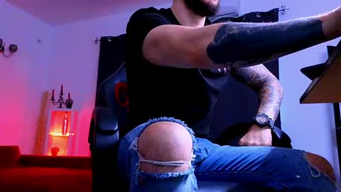 MightyAaron online show from May 20, 3:13 am