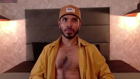 miguelsanfrancisco online show from April 21, 7:06 pm