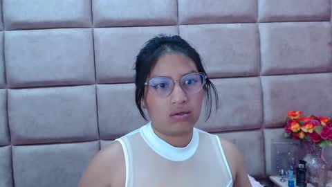 Snapshot of miha_smith chatting on January 9, 12:52 pm Miha online show from January 9, 12:52 pm