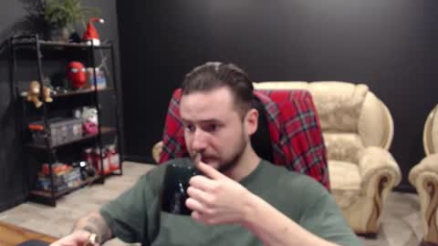 Snapshot of mihasikd chatting on January 6, 11:58 am Misha Winchester online show from January 6, 11:58 am