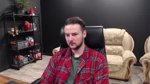 Snapshot of mihasikd chatting on January 8, 6:48 am Misha Winchester online show from January 8, 6:48 am