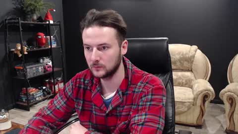 Snapshot of mihasikd chatting on January 13, 6:18 am Misha Winchester online show from January 13, 6:18 am