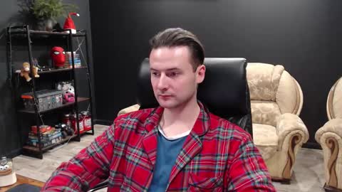 Snapshot of mihasikd chatting on January 13, 6:24 pm Misha Winchester online show from January 13, 6:24 pm