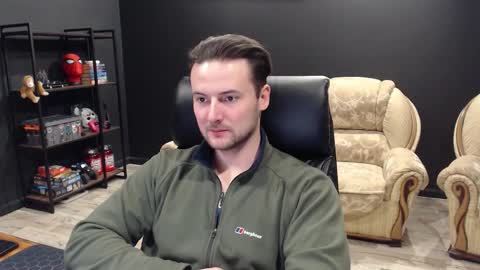 Snapshot of mihasikd chatting on February 5, 5:28 pm Misha Winchester online show from February 5, 5:28 pm