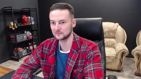 Snapshot of mihasikd chatting on February 12, 11:16 am Misha Winchester online show from February 12, 11:16 am