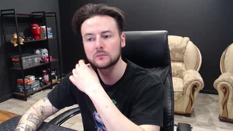 Snapshot of mihasikd chatting on March 16, 7:34 am Misha Winchester online show from March 16, 7:34 am