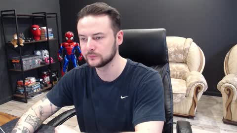 Snapshot of mihasikd chatting on March 18, 8:39 am Misha Winchester online show from March 18, 8:39 am