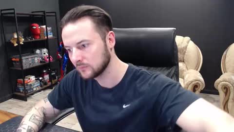 Snapshot of mihasikd chatting on March 19, 8:29 am Misha Winchester online show from March 19, 8:29 am