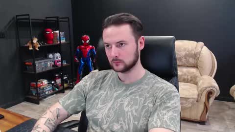 Snapshot of mihasikd chatting on March 25, 9:37 am Misha Winchester online show from March 25, 9:37 am