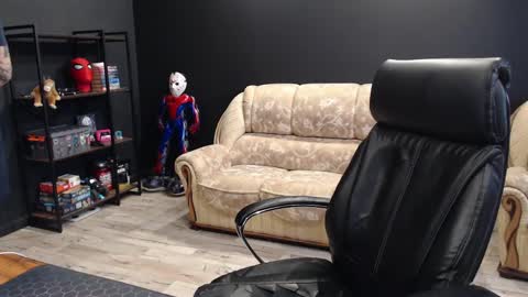 Snapshot of mihasikd chatting on April 2, 10:57 am Misha Winchester online show from April 2, 10:57 am