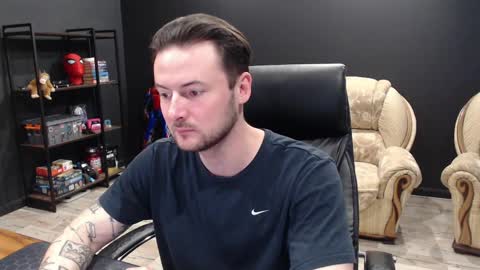 Snapshot of mihasikd chatting on April 6, 8:04 am Misha Winchester online show from April 6, 8:04 am