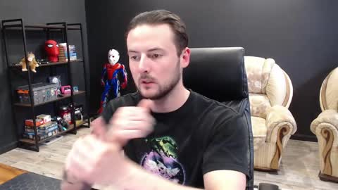 Snapshot of mihasikd chatting on April 9, 11:15 am Misha Winchester online show from April 9, 11:15 am