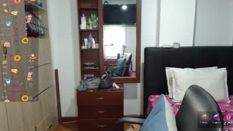  miia big1boobs online show from February 24, 11:30 pm