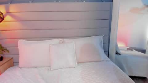 miia_ferrari online show from May 30, 12:57 pm