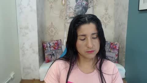 Snapshot of miia_rousee_ chatting on February 19, 11:34 pm ROUSSE online show from February 19, 11:34 pm