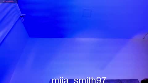 mia online show from September 12, 9:48 pm