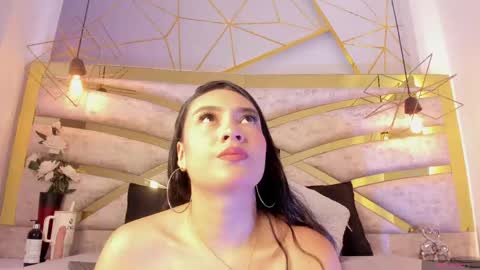 miia_velvet online show from June 2, 3:41 am