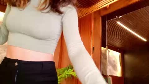  CALL ME MIA  online show from June 28, 10:21 am